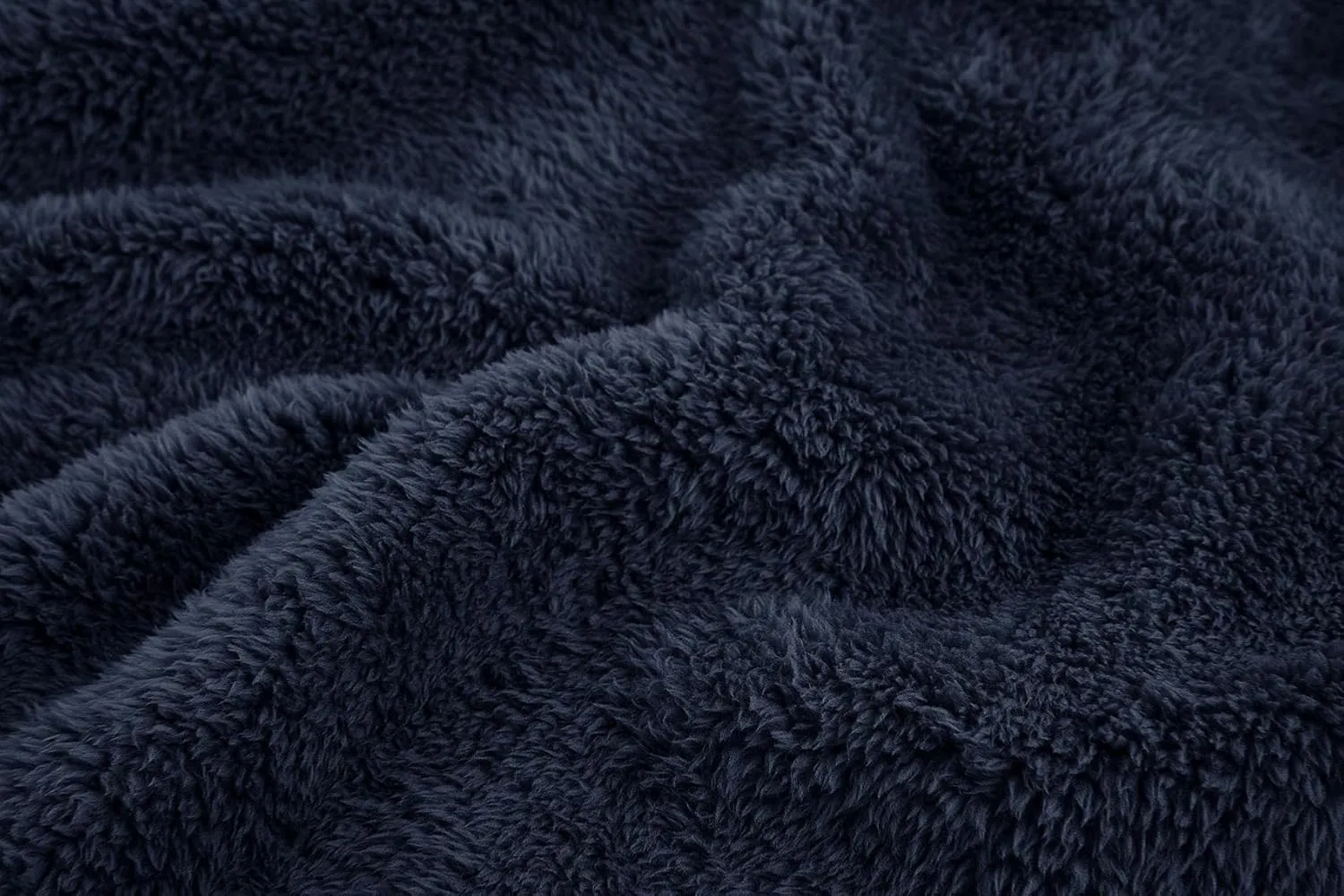 Pengfei Mens Fuzzy Sherpa Pullover Sweatshirts Long Sleeve Fleece Fluffy Crew Neck Fall Winter Warm Outwears